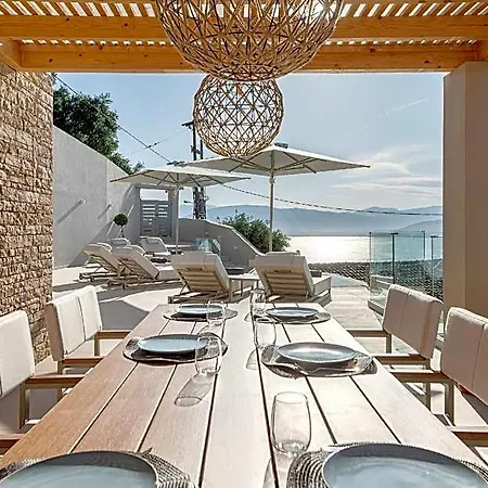 Hotel Sea And Sky Luxury Sea View